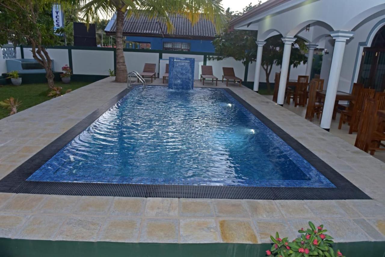 Sri Ra'Anana Villa Marawila Extérieur photo